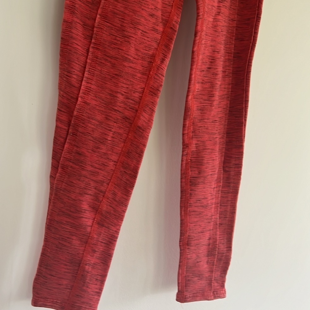 Free People Movement Hybrid High Rise Leggings XS Heathered Burgundy NWOT JB - Picture 7 of 10